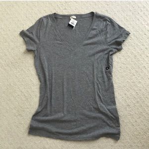 Hollister V-neck grey t-shirt